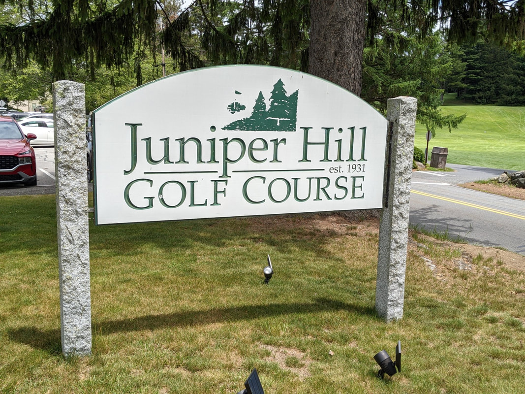 golf course sign